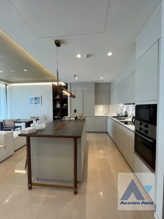 7  2 br Condominium For Rent in Ploenchit ,Bangkok BTS Ploenchit - MRT Lumphini at The Residences at Sindhorn Kempinski Hotel Bangkok AA41399