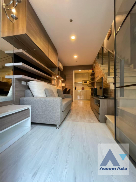 Duplex Condo |  1 Bedroom  Condominium For Rent in Sukhumvit, Bangkok  near BTS On Nut (AA41400)