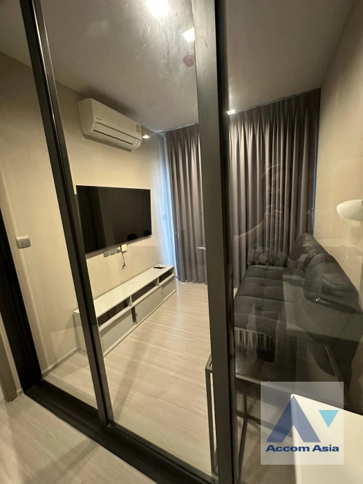  1 Bedroom  Condominium For Rent in ,   near MRT Rama 9 - ARL Makkasan (AA41408)