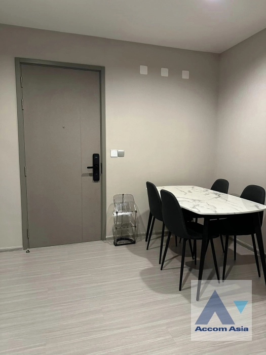  1 Bedroom  Condominium For Rent in Phaholyothin, Bangkok  near MRT Rama 9 - ARL Makkasan (AA41408)