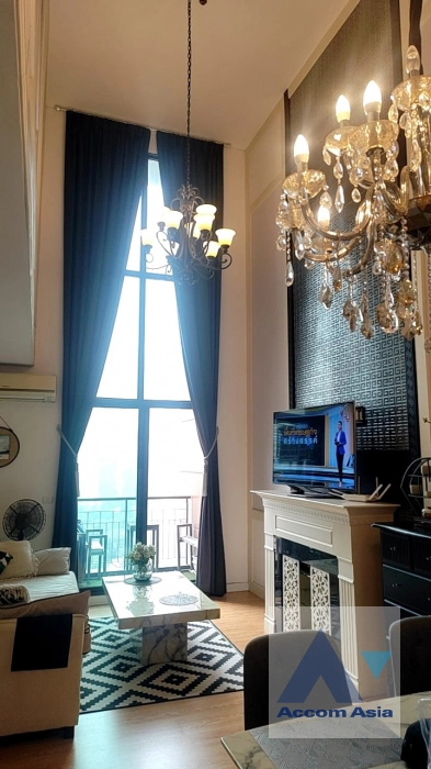 Fully Furnished, Duplex Condo |  2 Bedrooms  Condominium For Rent in Phaholyothin, Bangkok  near MRT Phetchaburi - ARL Makkasan (AA41410)