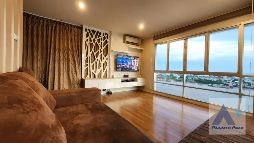  3 Bedrooms  Condominium For Sale in Charoenkrung, Bangkok  near BRT Wat Dokmai (AA41413)