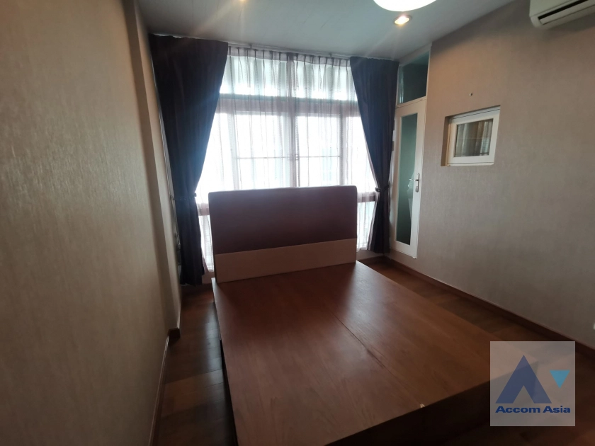 12  3 br House For Rent in Charoenkrung ,Bangkok  at Baan Klang Krung Rama 3 AA41418