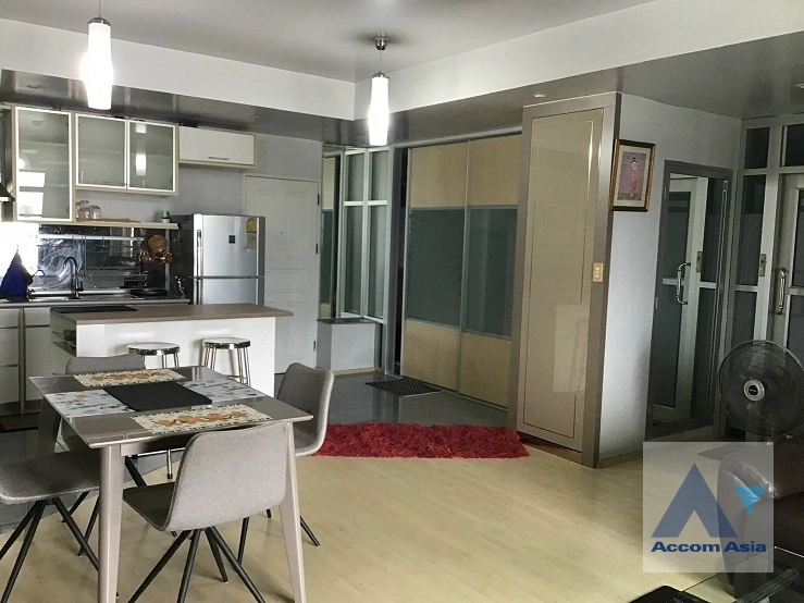  2 Bedrooms  Condominium For Rent in Sukhumvit, Bangkok  near MRT Queen Sirikit National Convention Center (AA41419)