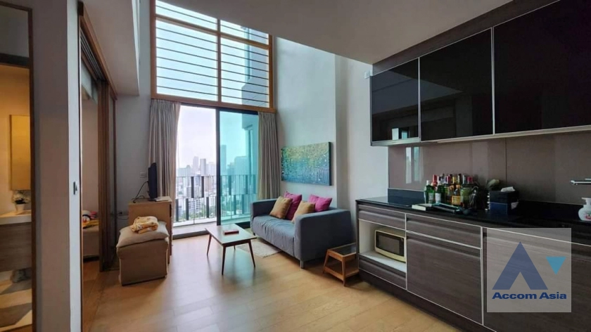 Duplex Condo |  2 Bedrooms  Condominium For Rent in Sukhumvit, Bangkok  near BTS Thong Lo (AA41426)