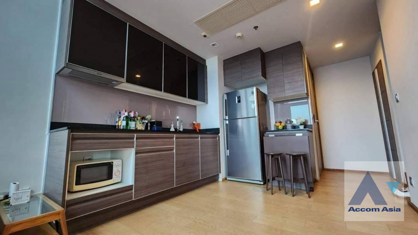 Duplex Condo |  2 Bedrooms  Condominium For Rent in Sukhumvit, Bangkok  near BTS Thong Lo (AA41426)