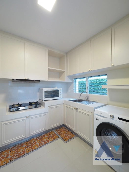 11  4 br Townhouse For Rent in Samutprakan ,Samutprakan  at Villaggio Srinakarin-Bangna 2 AA41432