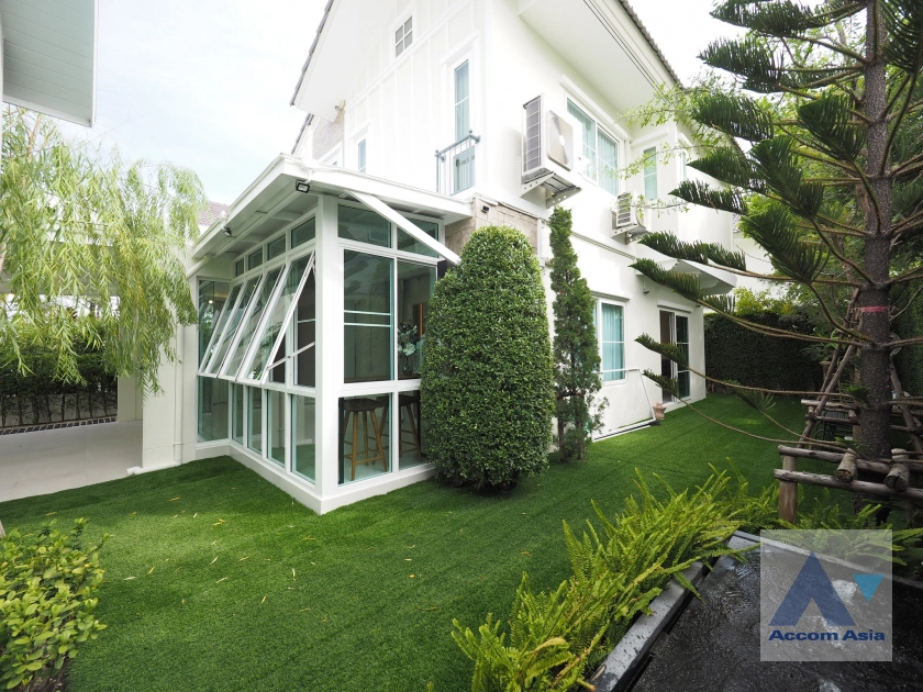 26  4 br Townhouse For Rent in Samutprakan ,Samutprakan  at Villaggio Srinakarin-Bangna 2 AA41432