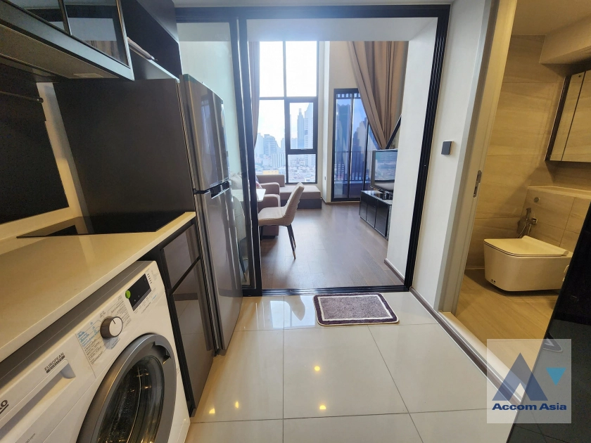 Fully Furnished, Duplex Condo |  1 Bedroom  Condominium For Rent in Silom, Bangkok  (AA41443)