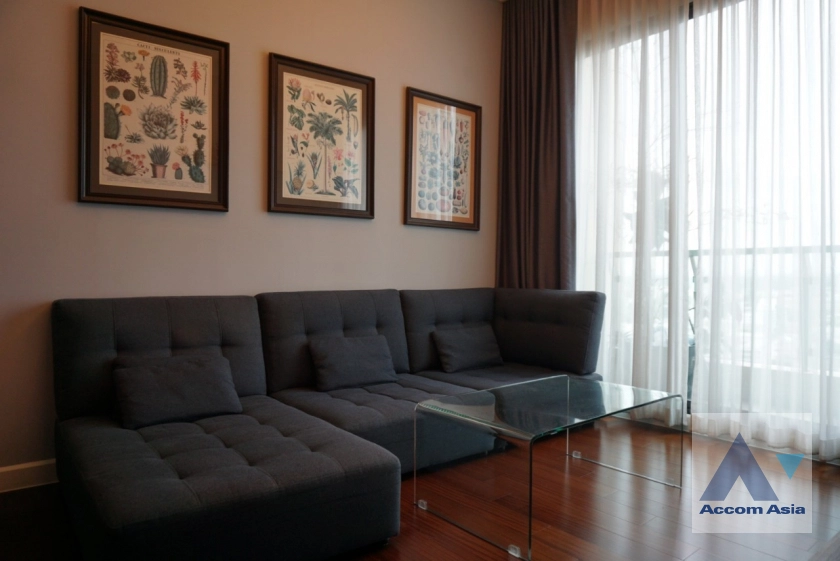  1 Bedroom  Condominium For Sale in Sathorn, Bangkok  near BTS Chong Nonsi - MRT Lumphini (AA41448)