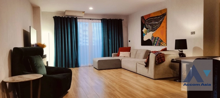  2 Bedrooms  Condominium For Sale in Sukhumvit, Bangkok  near BTS Thong Lo (AA41450)