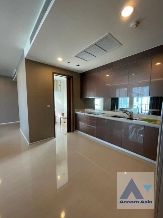 Luxury |  3 Bedrooms  Condominium For Rent & Sale in Rama3, Bangkok  near BTS Saphan Taksin (AA41460)