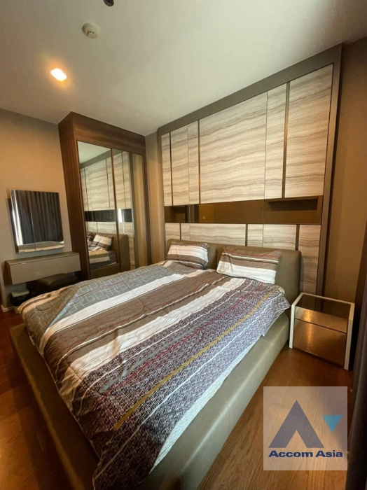 8  3 br Condominium for rent and sale in Charoenkrung ,Bangkok BTS Saphan Taksin at Menam Residences AA41460