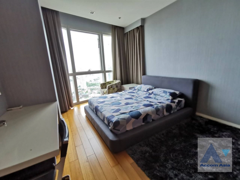 7  4 br Condominium For Rent in Charoennakorn ,Bangkok BTS Krung Thon Buri at The River Condominium AA41468