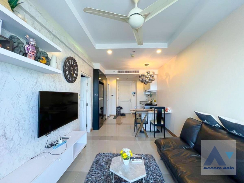  1 Bedroom  Condominium For Rent & Sale in Ratchadapisek, Bangkok  near MRT Rama 9 (AA41473)