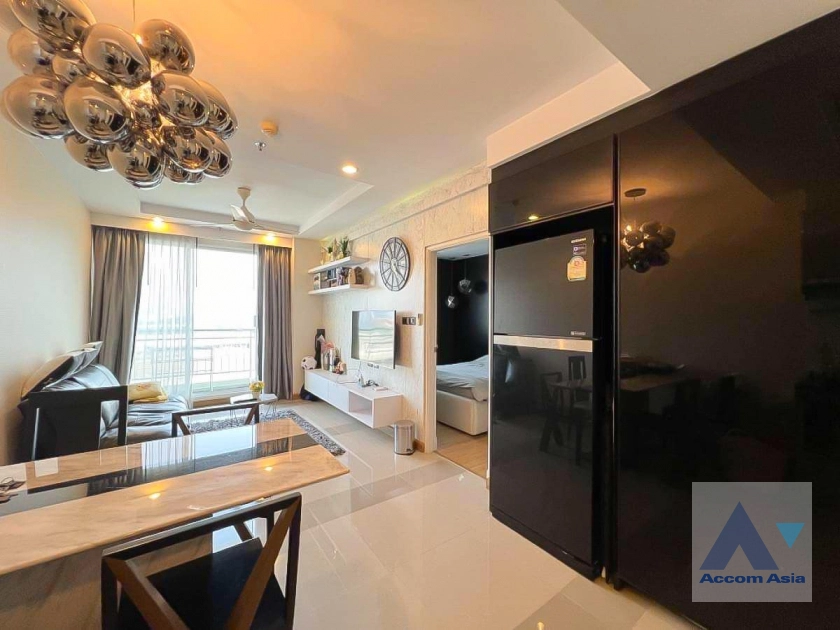  1 Bedroom  Condominium For Rent & Sale in Ratchadapisek, Bangkok  near MRT Rama 9 (AA41473)