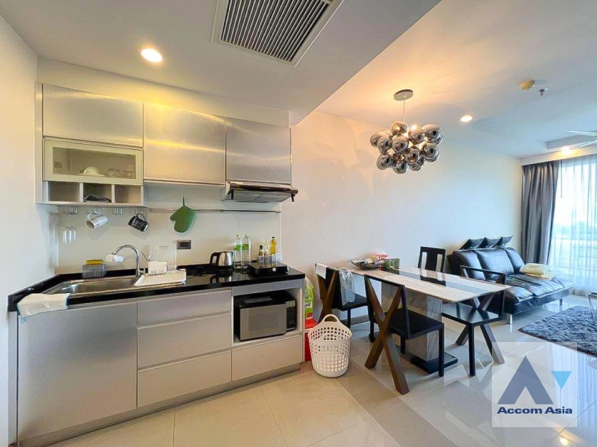  1 Bedroom  Condominium For Rent & Sale in Ratchadapisek, Bangkok  near MRT Rama 9 (AA41473)