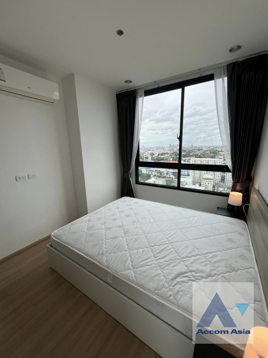  2 Bedrooms  Condominium For Rent in Pattanakarn, Bangkok  near BTS On Nut (AA41474)