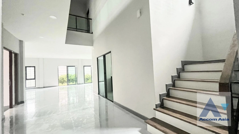 6  5 br House For Sale in Samutprakan ,Samutprakan  at The City Bangna AA41479