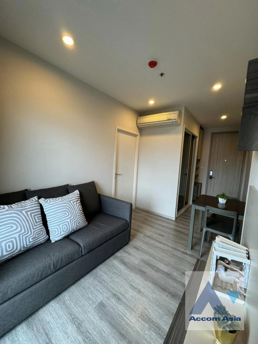  1 Bedroom  Condominium For Sale in Phaholyothin, Bangkok  near BTS Ari (AA41485)