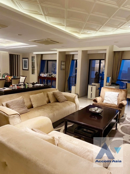 Penthouse |  4 Bedrooms  Condominium For Sale in Sathorn, Bangkok  near BTS Sala Daeng - MRT Lumphini (AA41491)