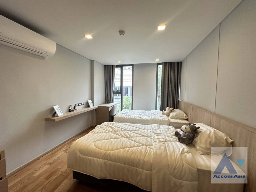 7  4 br Apartment For Rent in Sukhumvit ,Bangkok BTS Nana at Comfortable of Living Space AA41492