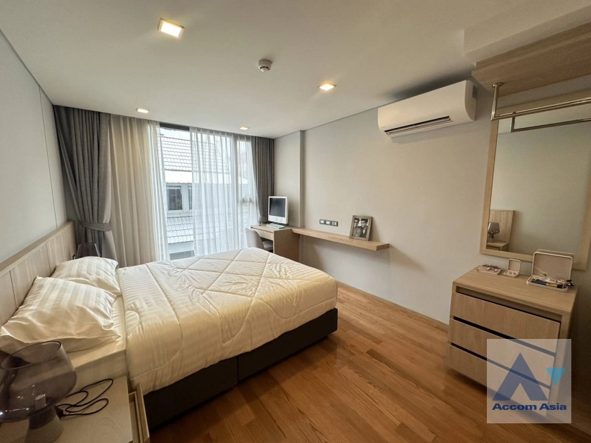 6  4 br Apartment For Rent in Sukhumvit ,Bangkok BTS Nana at Comfortable of Living Space AA41492