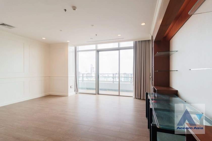 34  4 br Condominium For Sale in Sukhumvit ,Bangkok BTS Phrom Phong at The Madison AA41519