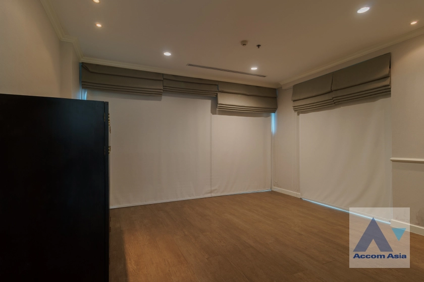 38  4 br Condominium For Sale in Sukhumvit ,Bangkok BTS Phrom Phong at The Madison AA41519