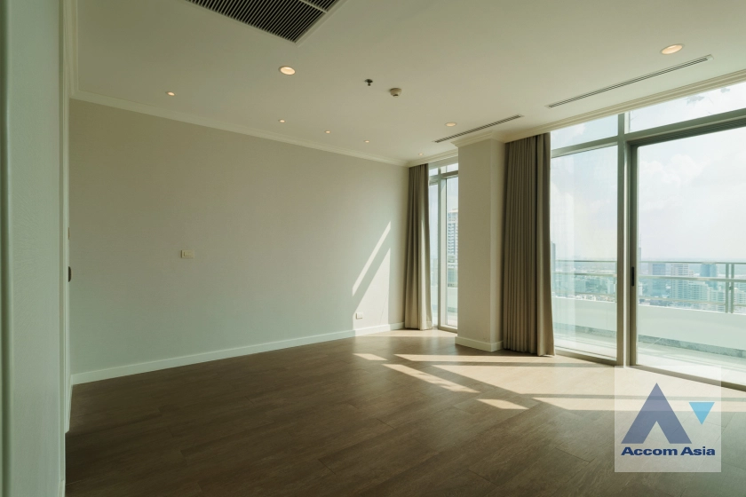 43  4 br Condominium For Sale in Sukhumvit ,Bangkok BTS Phrom Phong at The Madison AA41519