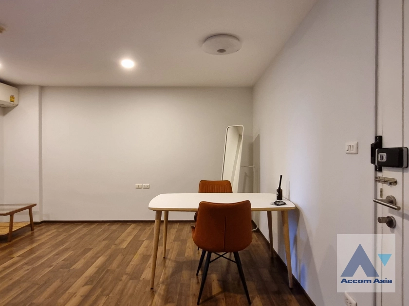 5  2 br Condominium For Rent in Sukhumvit ,Bangkok BTS On Nut at The room Sukhumvit 79 AA41524