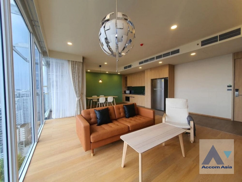  3 Bedrooms  Condominium For Rent in Sukhumvit, Bangkok  near BTS Ekkamai (AA41525)