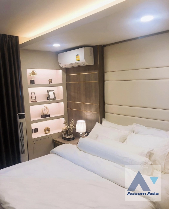 10  1 br Condominium For Sale in Ploenchit ,Bangkok BTS National Stadium at KLASS Siam AA41529