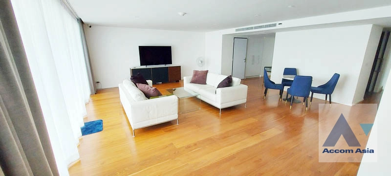  2  3 br Condominium For Sale in Ploenchit ,Bangkok BTS Chitlom at Somkid Gardens AA41531