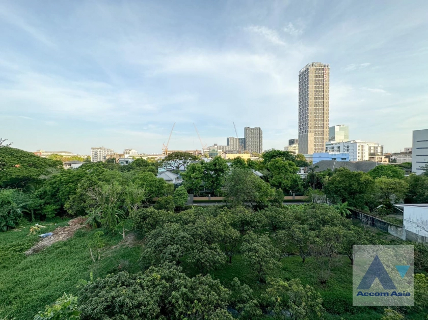 10  1 br Condominium For Sale in Sukhumvit ,Bangkok BTS On Nut at CHAMBERS On Nut Station AA41550