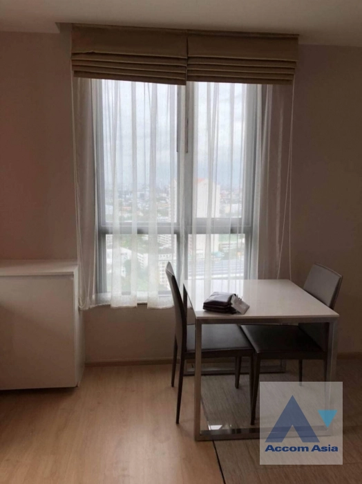  1 Bedroom  Condominium For Sale in Sukhumvit, Bangkok  near BTS Thong Lo (AA41564)