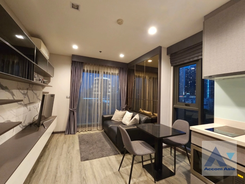  1 Bedroom  Condominium For Rent in Sukhumvit, Bangkok  near BTS Thong Lo (AA41575)