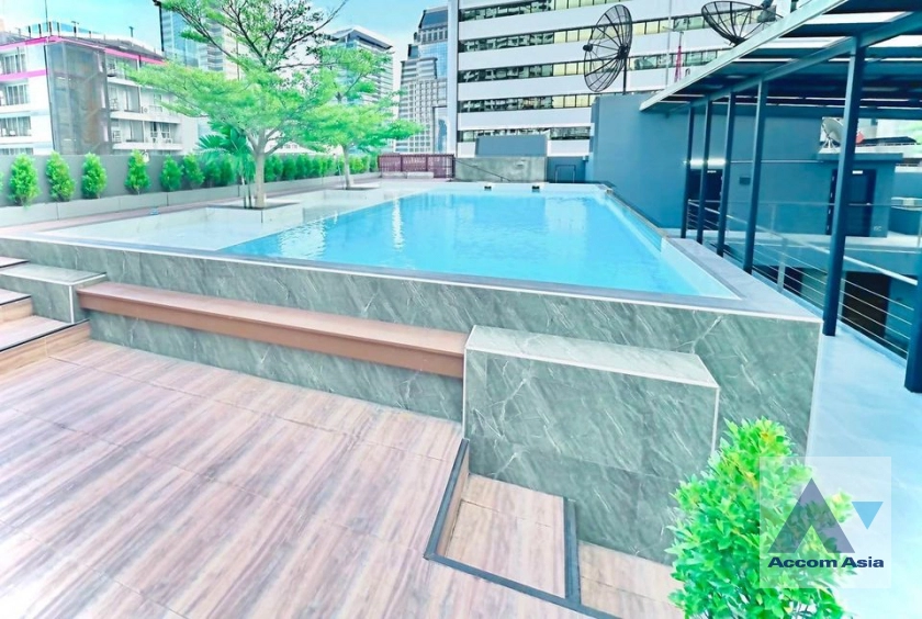 8  2 br Condominium For Rent in Silom ,Bangkok BTS Chong Nonsi at Quad Silom AA41577