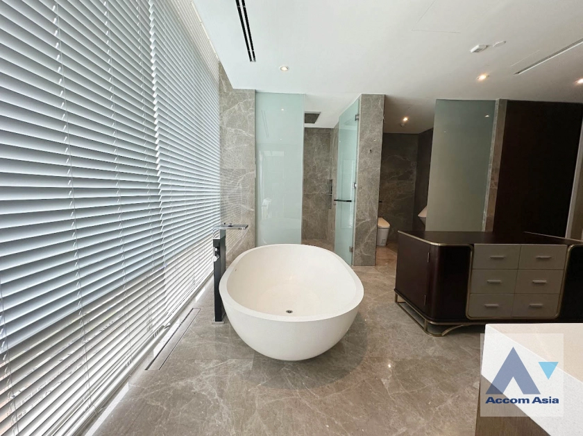 13  3 br Condominium For Sale in Ploenchit ,Bangkok BTS Ratchadamri at 185 Rajadamri AA41590