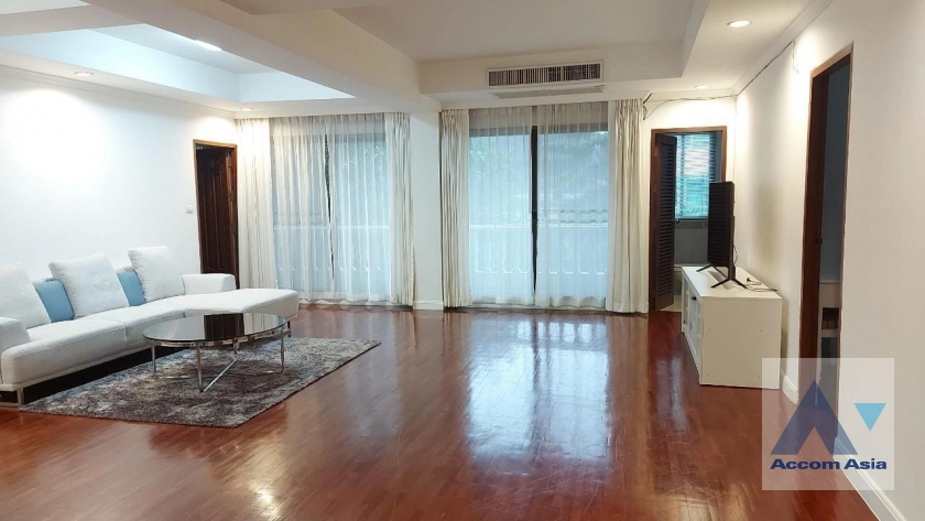  2 Bedrooms  Apartment For Rent in Sukhumvit, Bangkok  near BTS Thong Lo (AA41599)