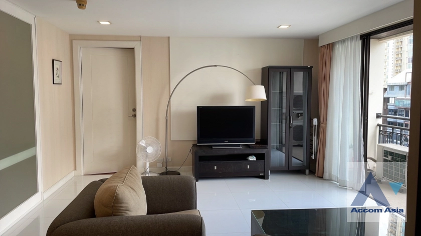  2 Bedrooms  Condominium For Rent in Sukhumvit, Bangkok  near BTS Phrom Phong (AA41605)