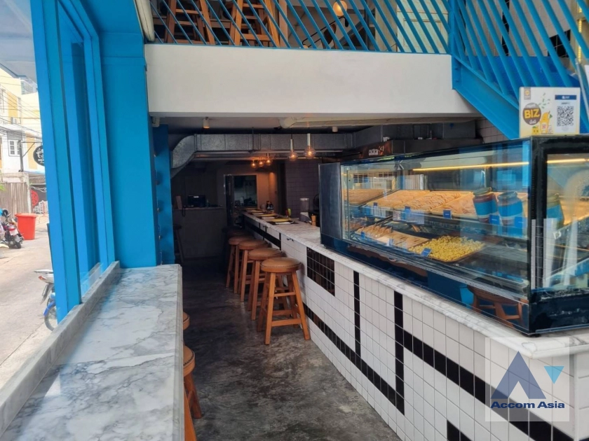  Shophouse For Rent in Sukhumvit, Bangkok  near BTS Thong Lo (AA41609)