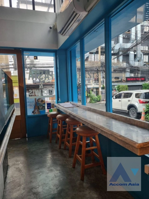  1  Shophouse For Rent in sukhumvit ,Bangkok BTS Thong Lo AA41609