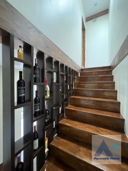 6  3 br Townhouse For Sale in ratchadapisek ,Bangkok MRT Ratchadaphisek AA41612