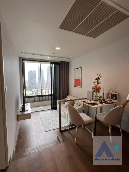  1 Bedroom  Condominium For Rent in Sukhumvit, Bangkok  near BTS Thong Lo (AA41620)