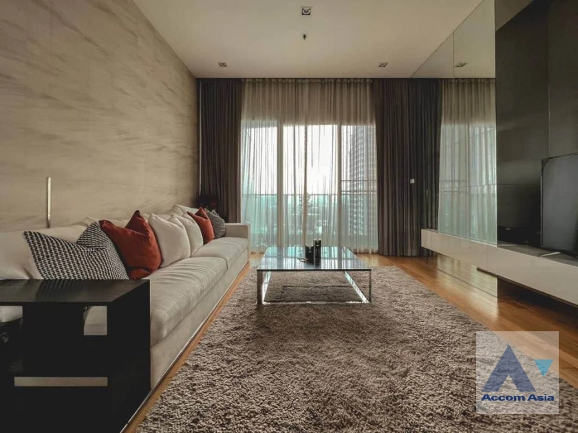  2 Bedrooms  Condominium For Rent in Sukhumvit, Bangkok  near BTS Asok - MRT Sukhumvit (AA41623)