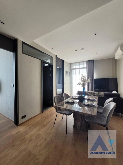  2 Bedrooms  Condominium For Rent in Sukhumvit, Bangkok  near BTS Ekkamai (AA41636)