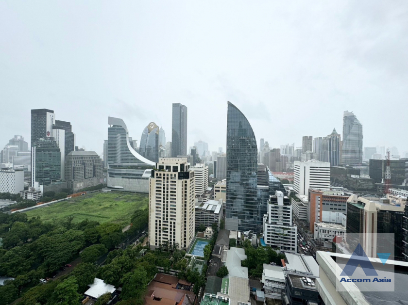 32  4 br Condominium For Sale in Ploenchit ,Bangkok BTS Chitlom at The Park Chidlom AA41642