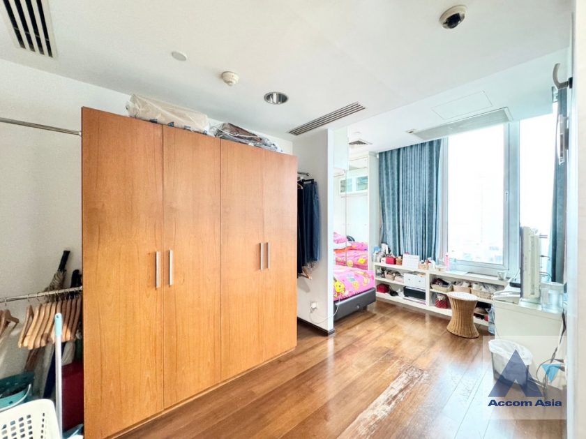 11  4 br Condominium For Sale in Ploenchit ,Bangkok BTS Chitlom at The Park Chidlom AA41642