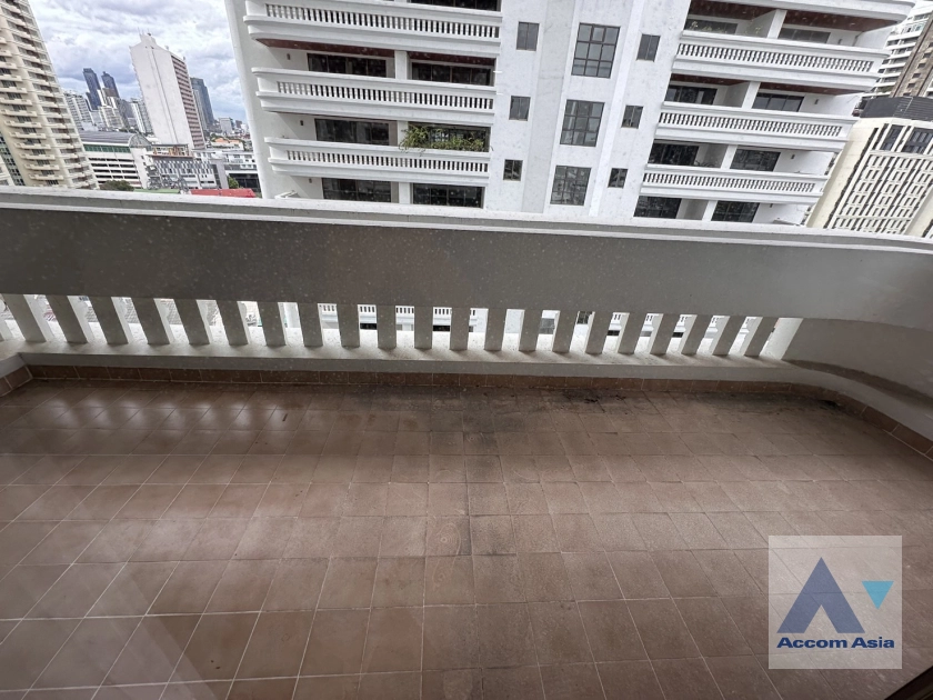 11  3 br Apartment For Rent in Sukhumvit ,Bangkok BTS Thong Lo at Suite For Family AA41653